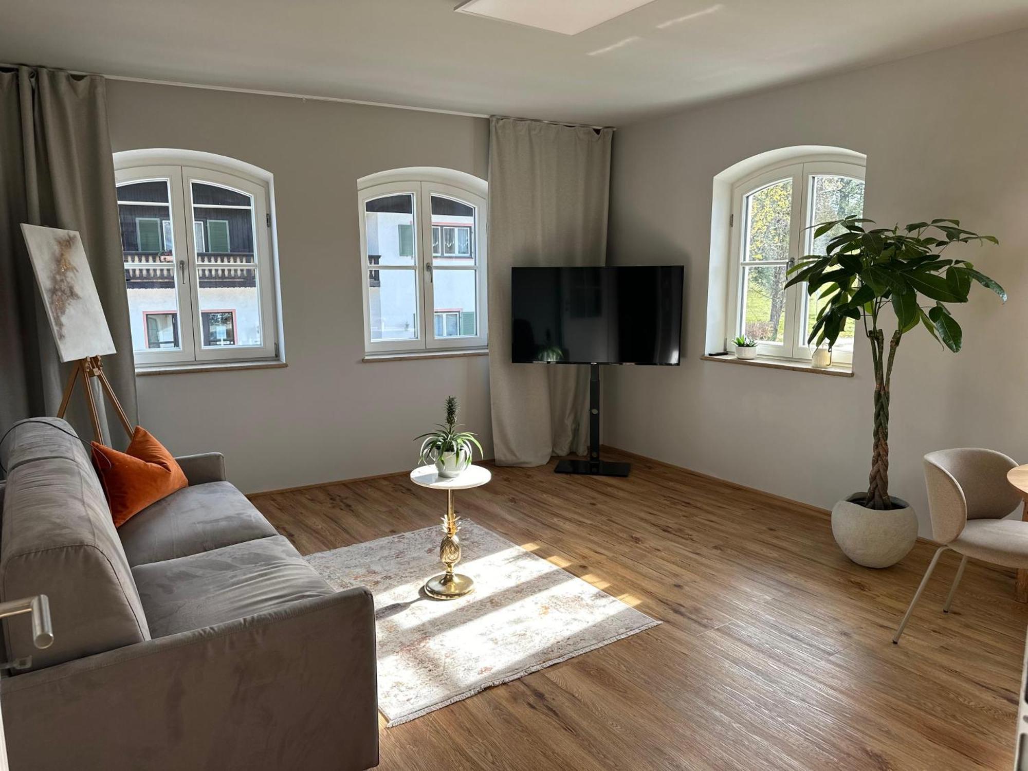 Vaicun Stays - Luxury Apartments - Apartments Mit Blick Auf Den Tegernsee Gmund am Tegernsee Exteriör bild